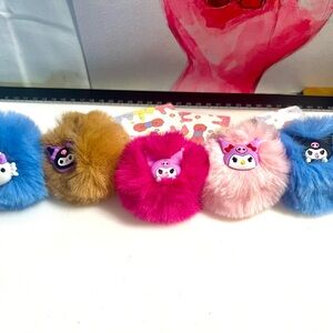 5pc Pom purse/tote charm keychain - Faux Fur Sanrio style